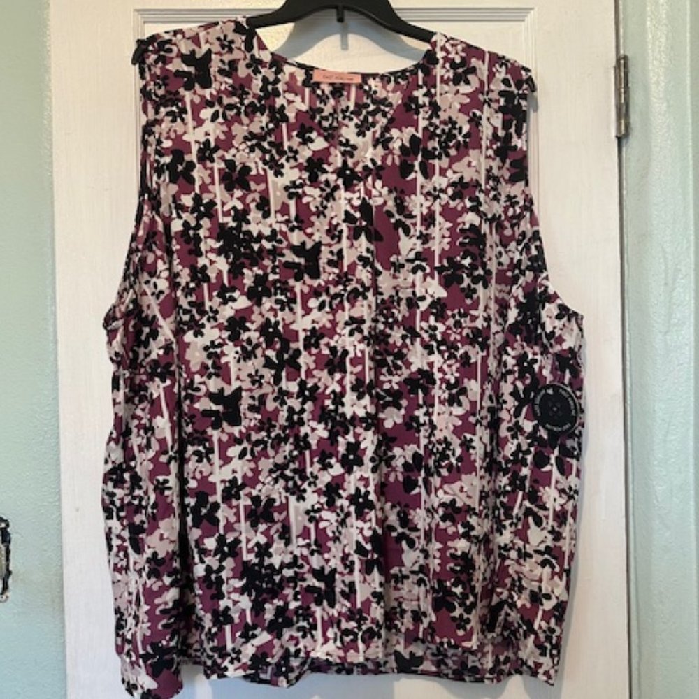 Sleeveless floral blouse